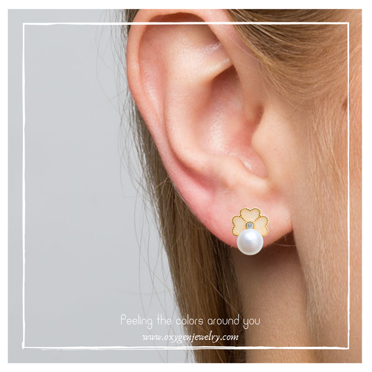 Heart to Heart 淡水珍珠琺瑯心心款耳釘