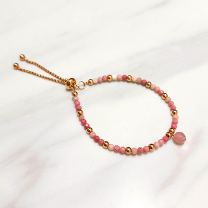 Mini rhodolite beads and strawberry crystal retractable bracelet