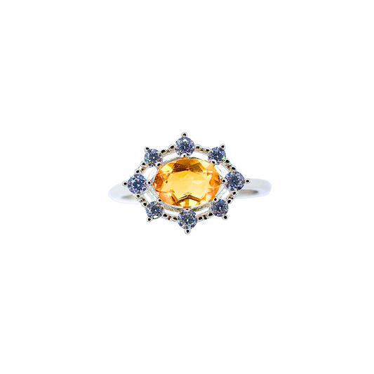 橢圓黃水晶配圓鋯石戒指