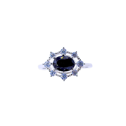 橢圓黑尖晶配圓鋯石戒指
