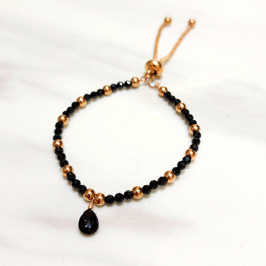 Mini black spindle beads retractable bracelet