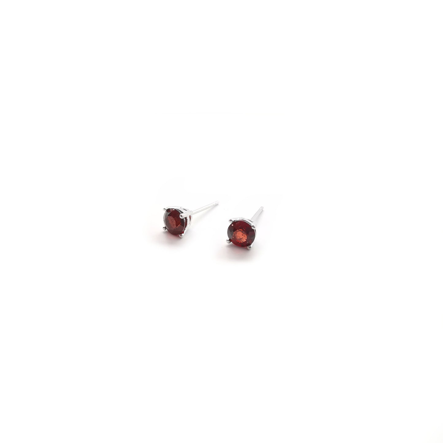 Round Garnet Prong Stud Earrings
